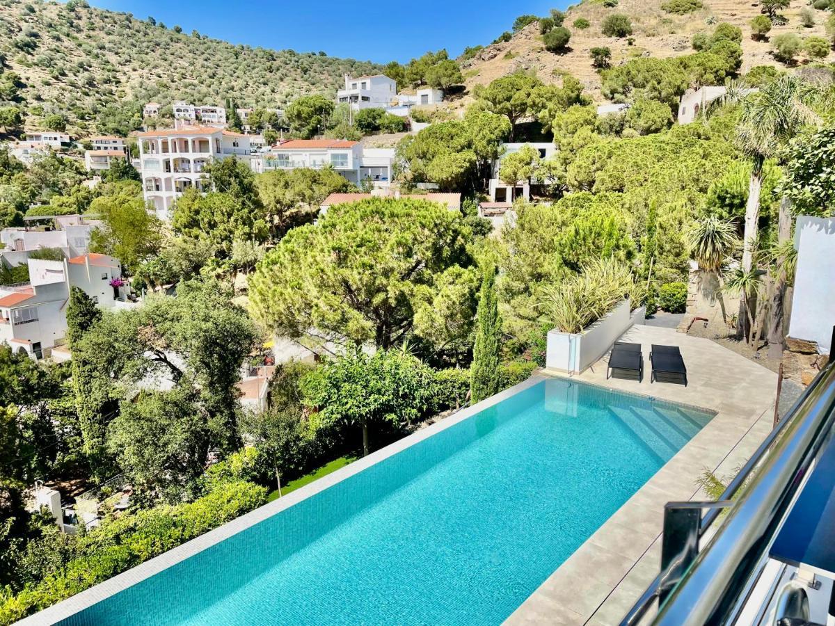 Castell Blau Apartamento *