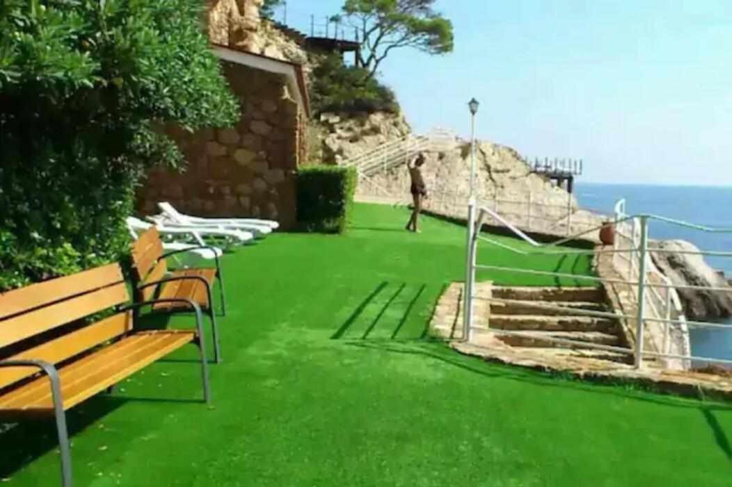 Cap Sa Sal 74 Con Terraza Literalmente Sobre El Mar *