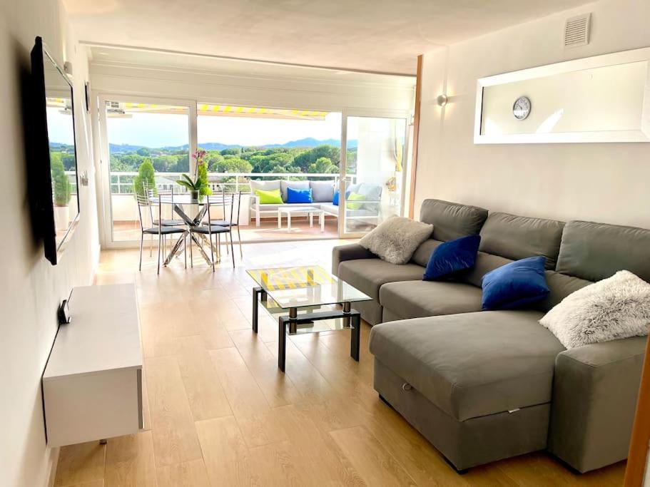 Modern Penthouse With Big Terrace Apartment *