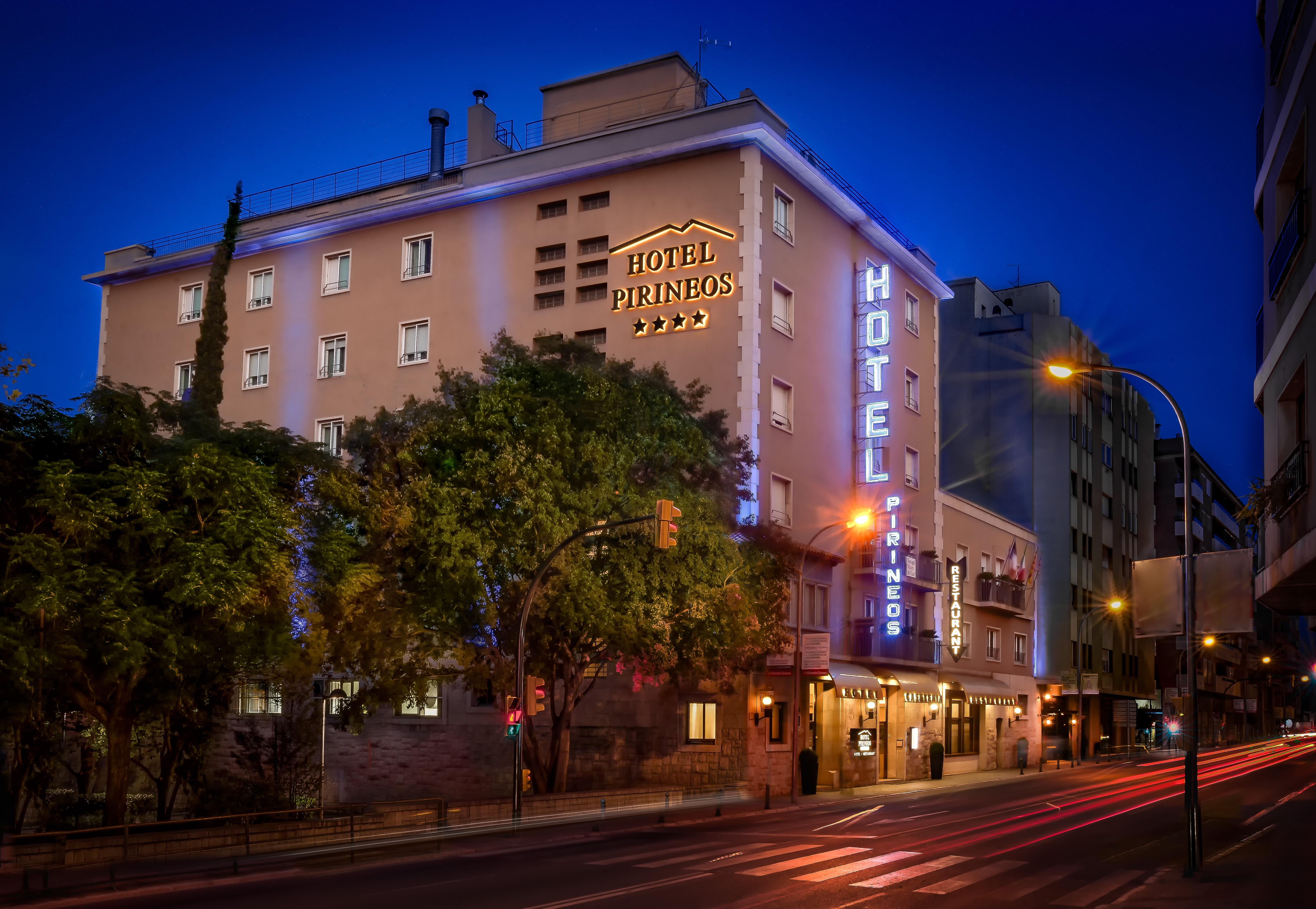 Hotel Pirineos By Pierre & 4*