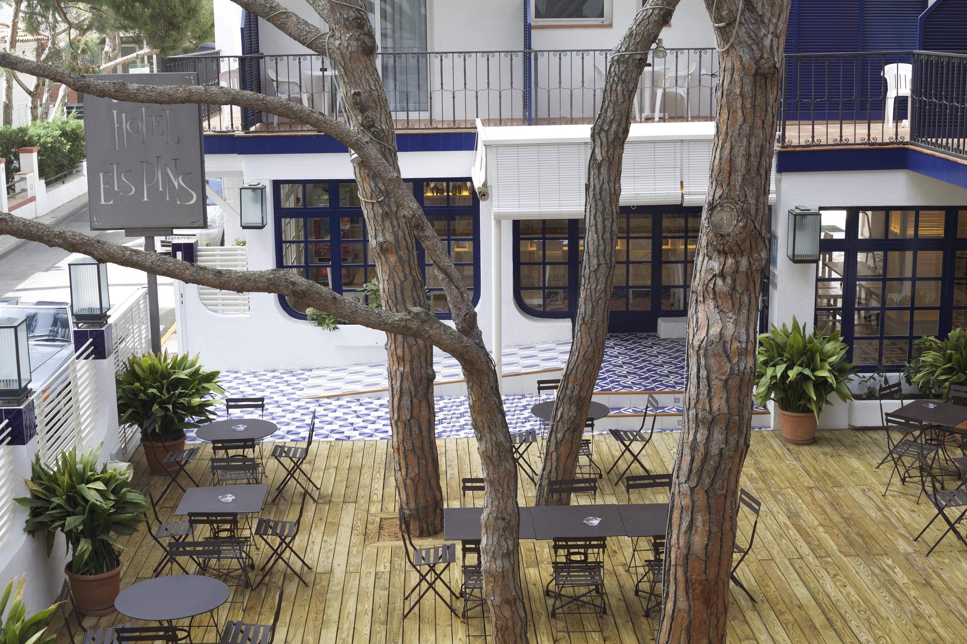 Els Pins Hotel