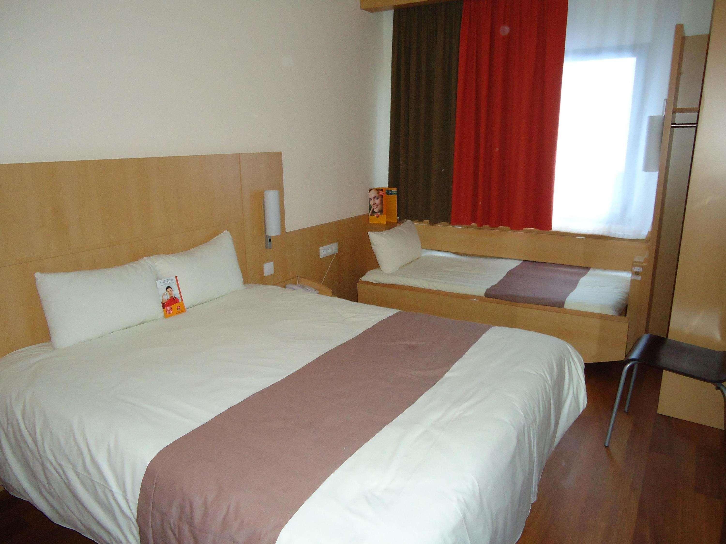 Ibis Gerona