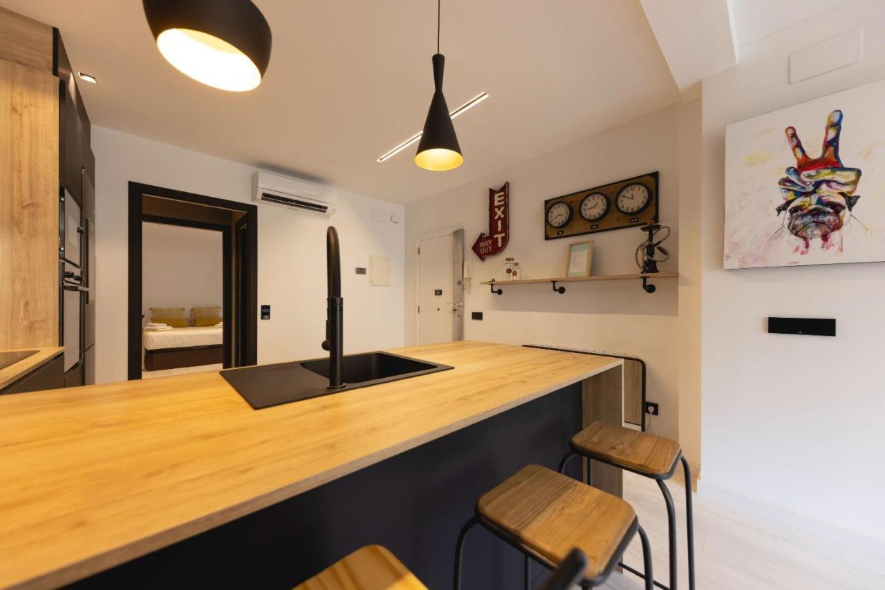 Bravissimo Les Voltes, Modern 1-bedroom Apartamento Gerona