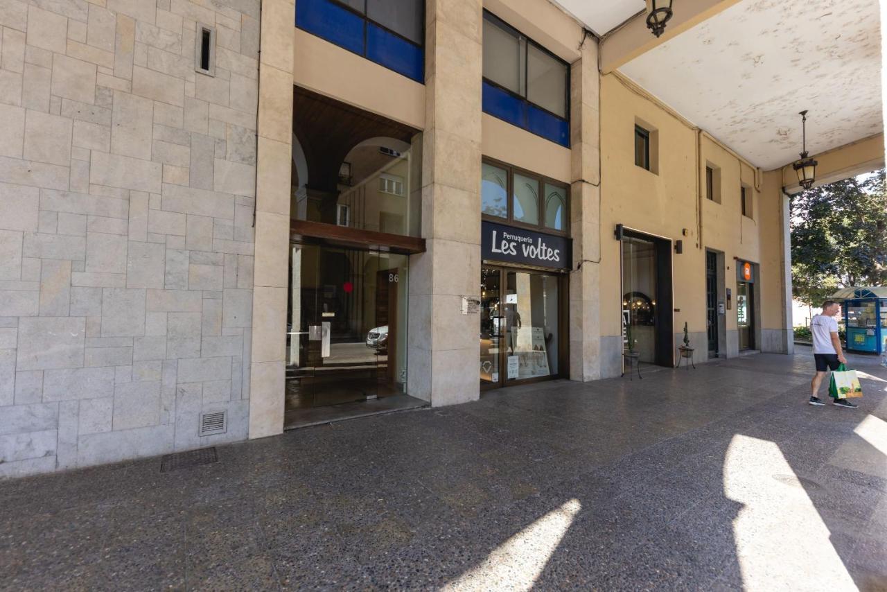 Apartamento Bravissimo Les Voltes, Modern 1-bedroom Gerona