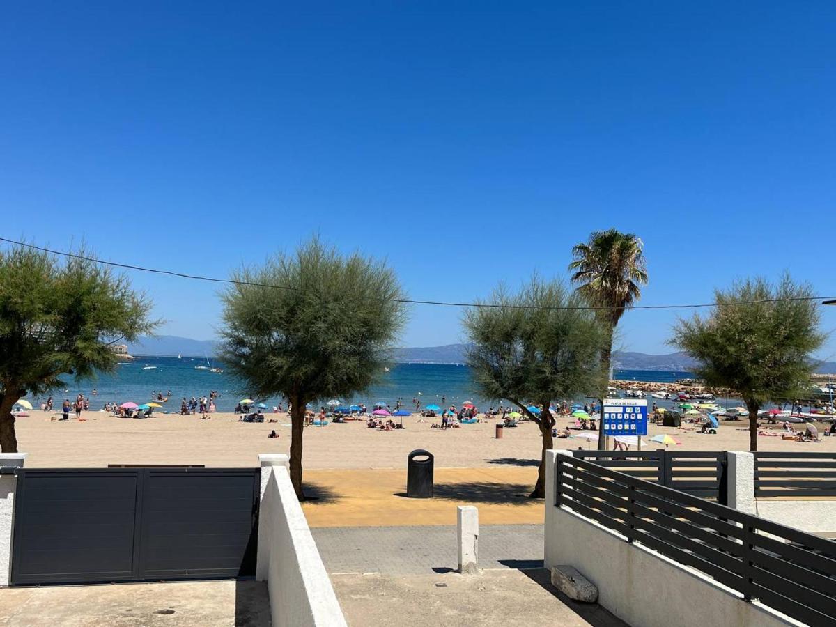 En La Playa. Free Parking. Free Wifi L'Escala