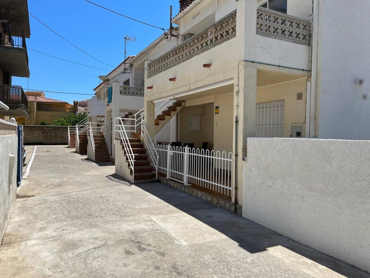 Apartment En La Playa. Free Parking. Free Wifi L'Escala