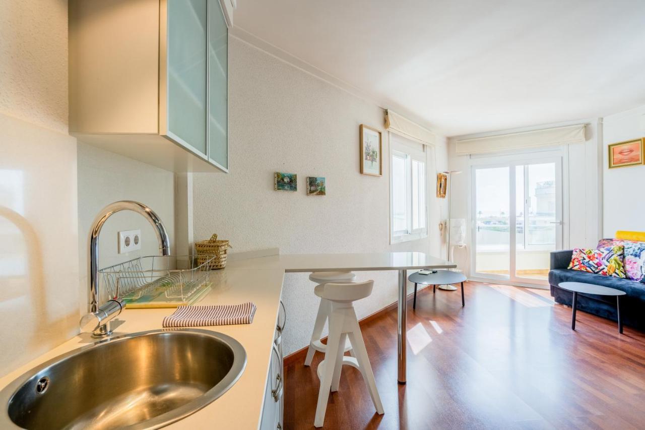 Apartamento Welcs Con Terraza Y Viistas Al Mar Ampuriabrava