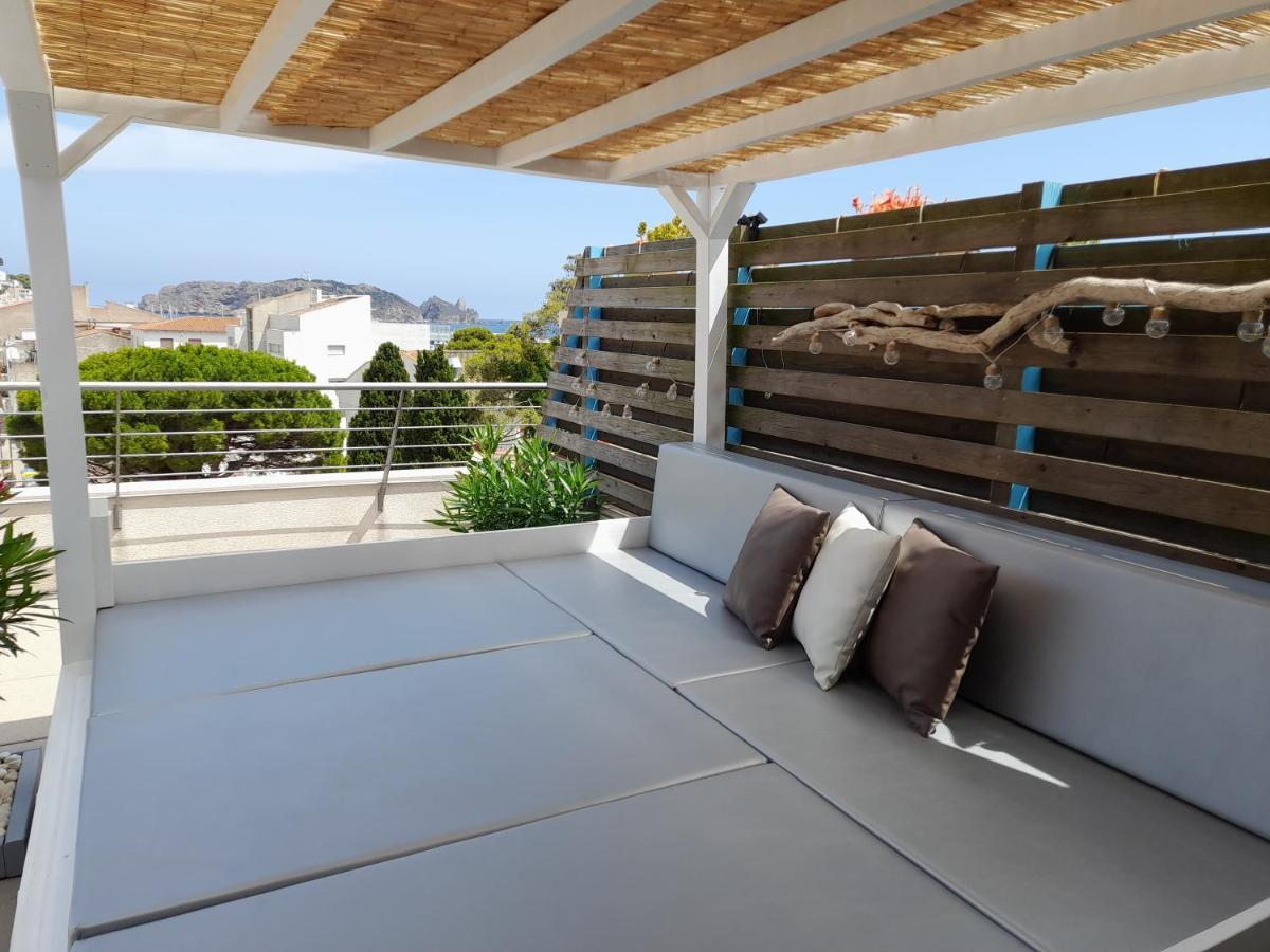 Lliris Atico Apartment *