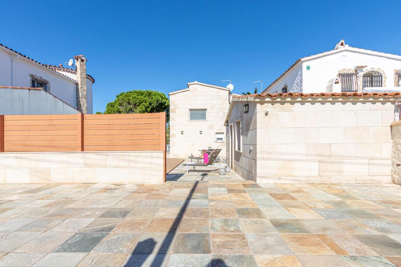 Apart-rent Ter 0031 * Empuriabrava
