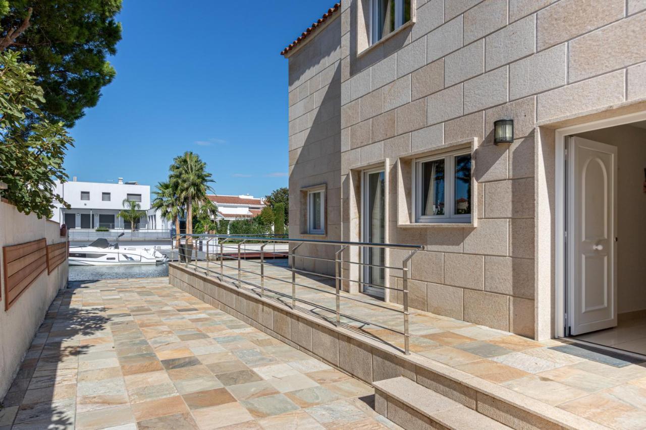 Villa Apart-rent Ter 0031 Empuriabrava