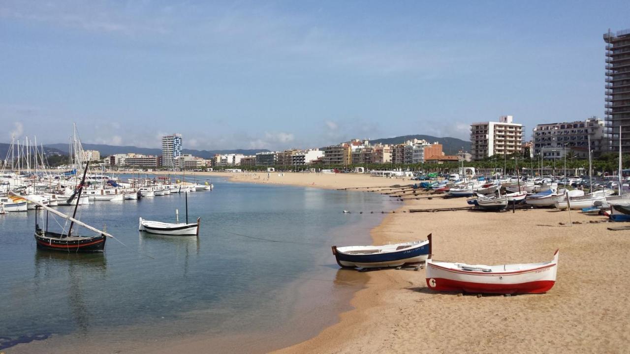 Casita De La Playa Con Parking Palamos