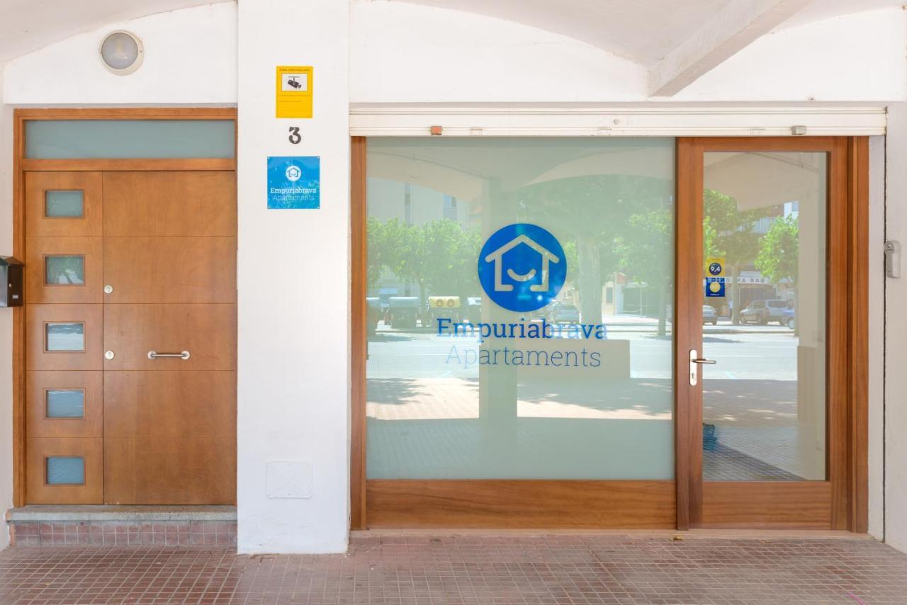 - Nº 9 Empuriabrava
