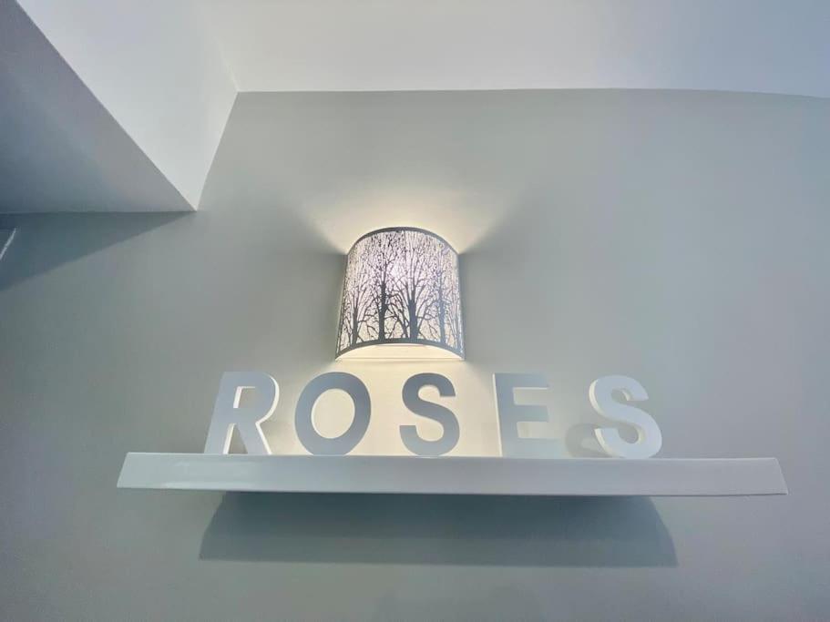 Piso De 2 Habitaciones, 3 Piscinas Y Cerca Del Mar Roses