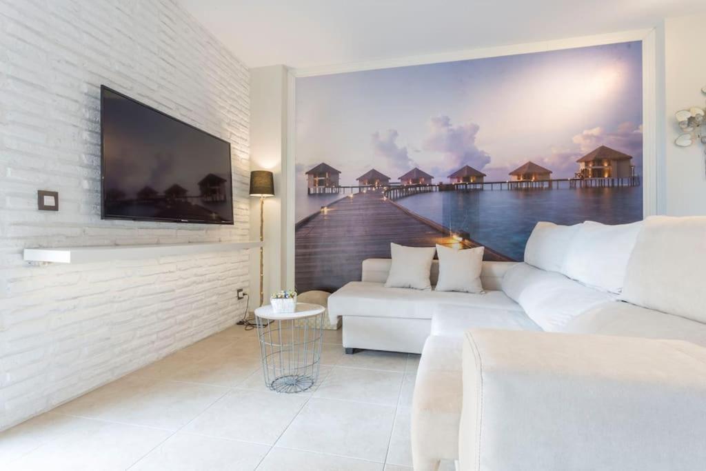 Piso De 2 Habitaciones, 3 Piscinas Y Cerca Del Mar Apartment