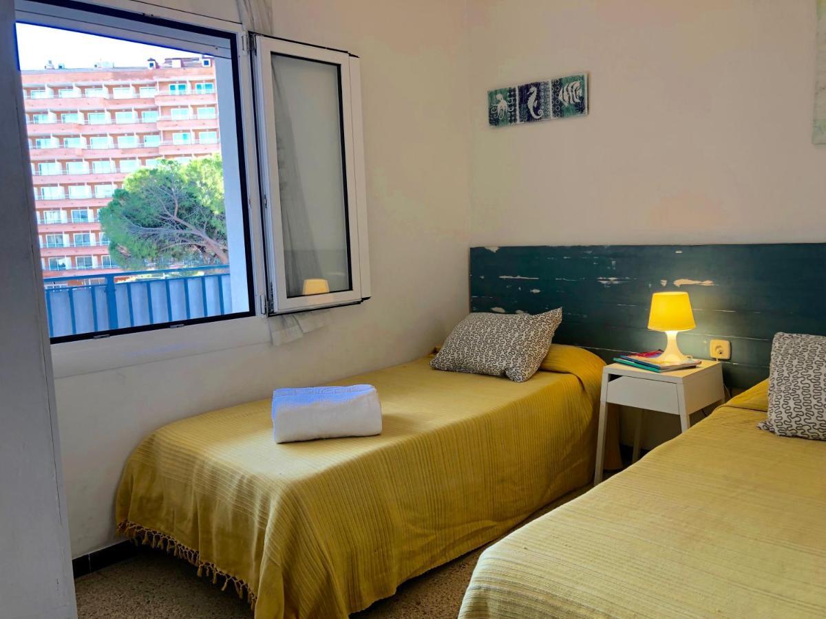 Aquarium. 150 Metros Playa. Apartamento