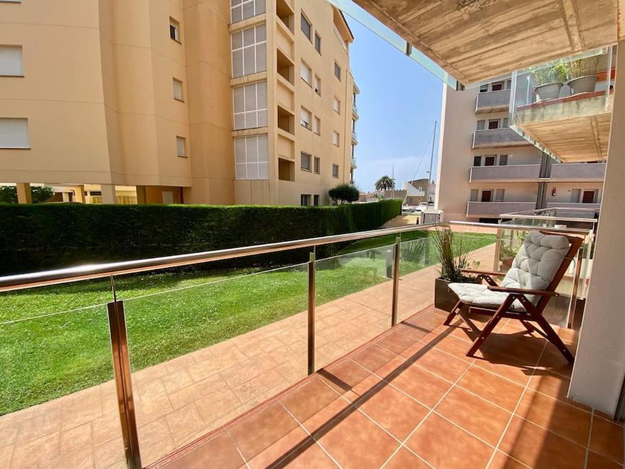 Apartment Piso De 2 Habitaciones, 3 Piscinas Y Cerca Del Mar Roses