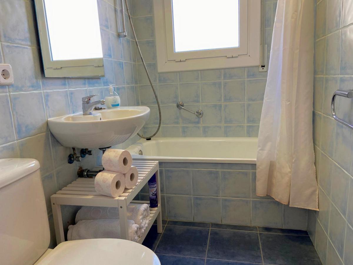 Aquarium. 150 Metros Playa. Apartamento Rosas