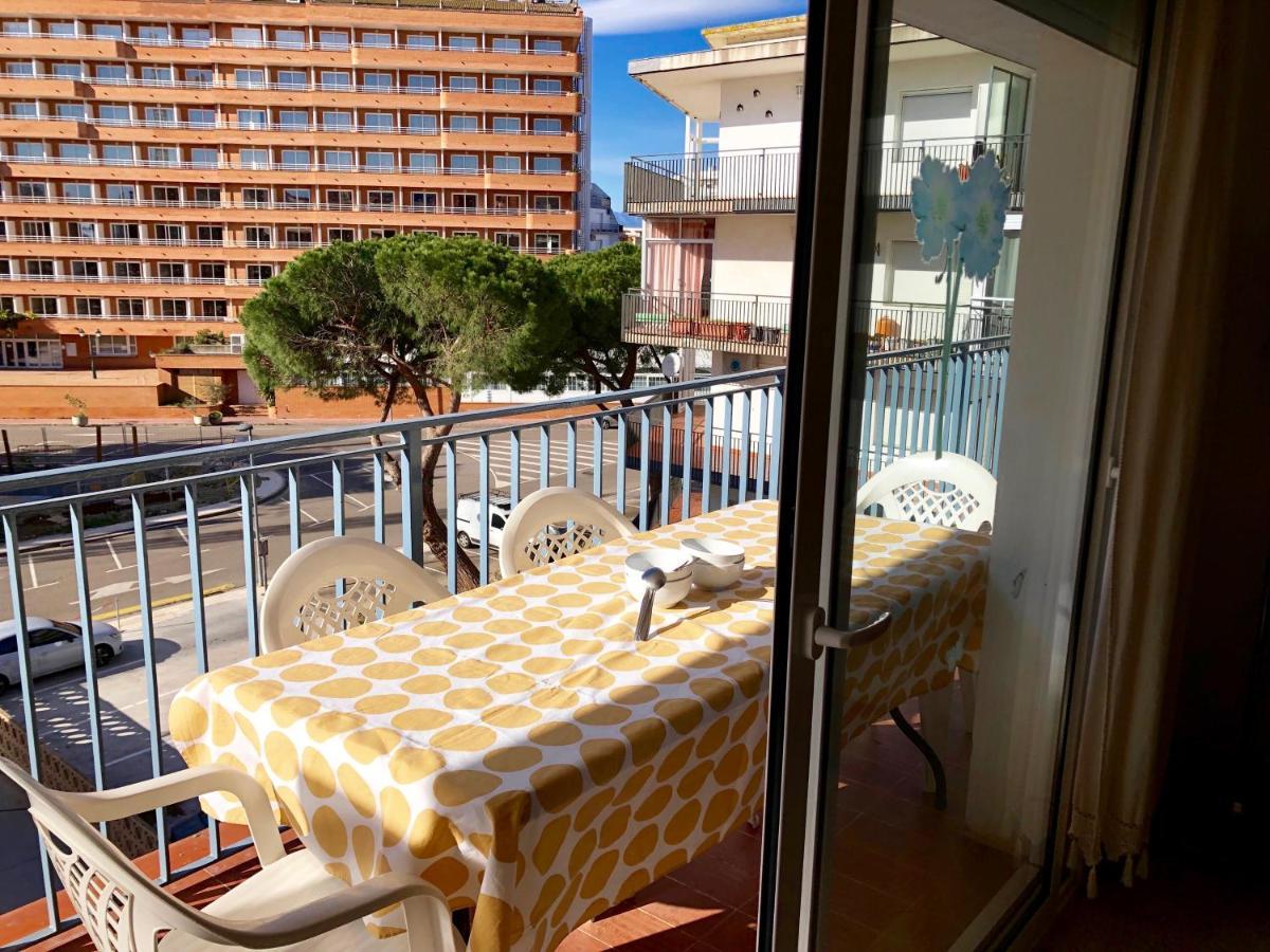Apartamento Aquarium. 150 Metros Playa. *