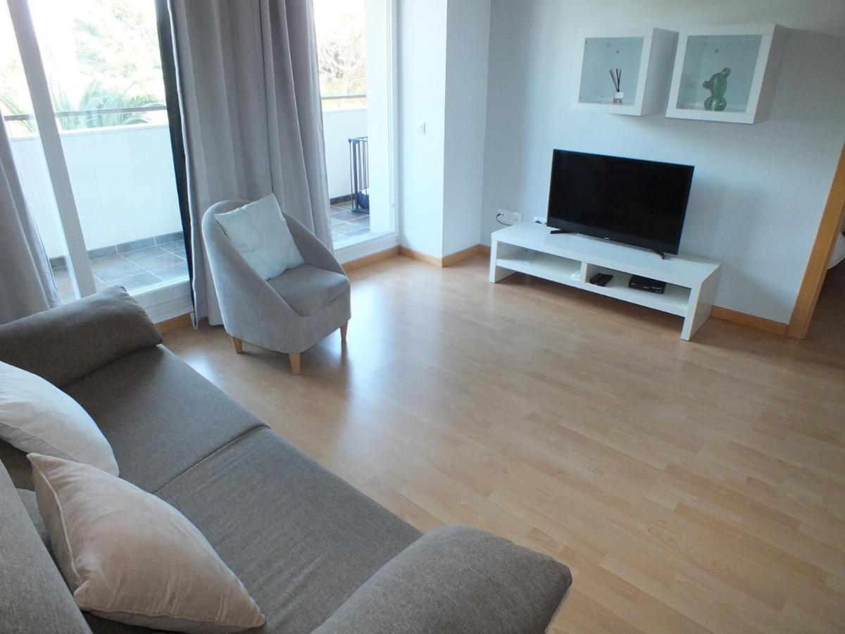 Apartamento Acogedor Con Piscina Comunitaria Y Parking En Roses, Cerca De La Playa Y Atracciones - Es-204-39