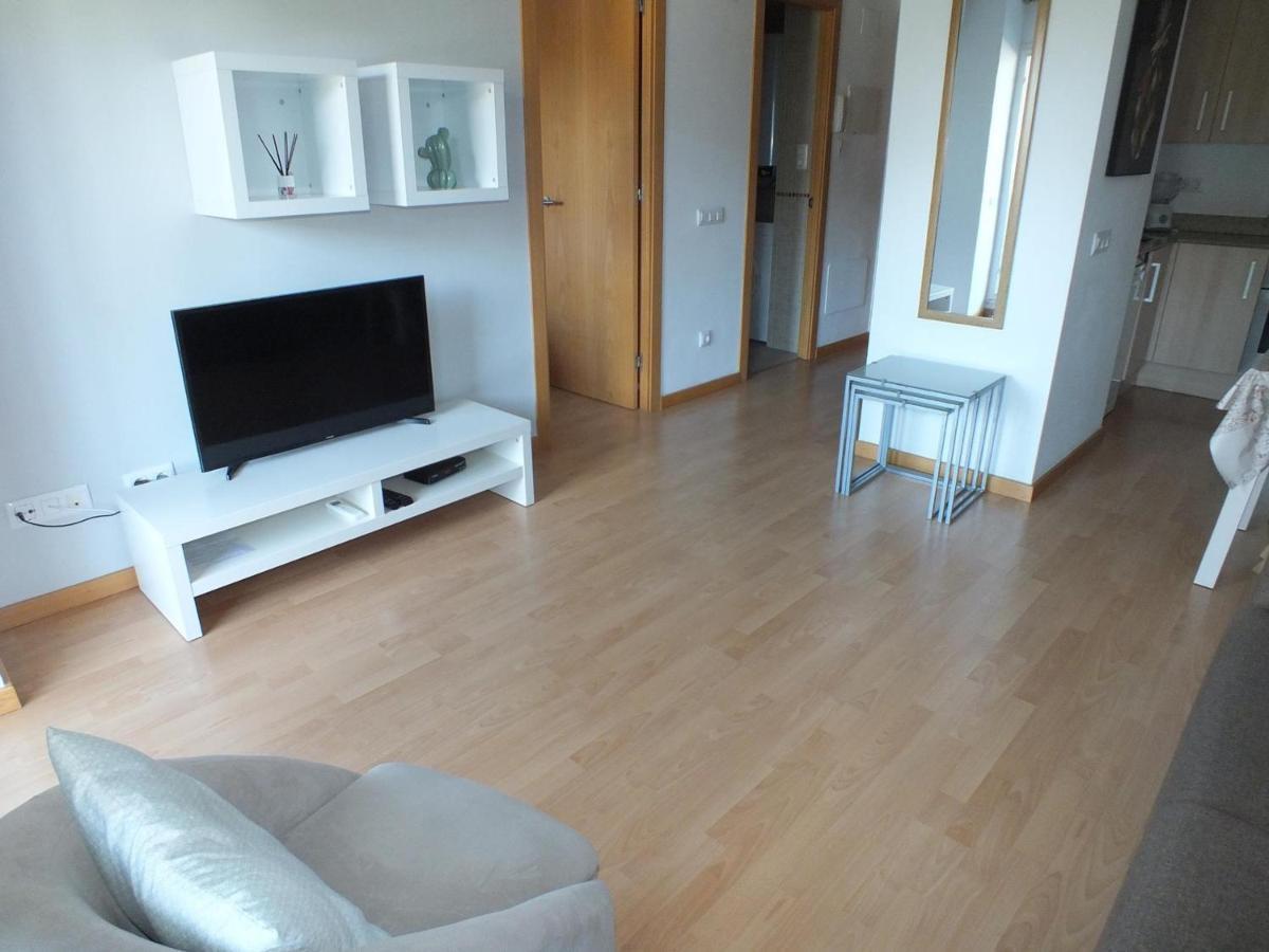 Apartamento Acogedor Con Piscina Comunitaria Y Parking En Roses, Cerca De La Playa Y Atracciones - Es-204-39 *