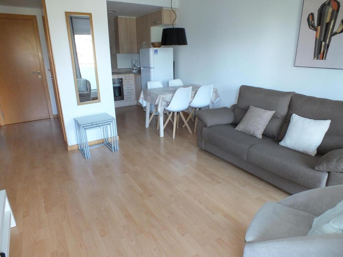 Acogedor Con Piscina Comunitaria Y Parking En Roses, Cerca De La Playa Y Atracciones - Es-204-39 Apartamento Rosas