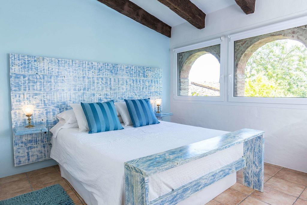El Cau Del Papibou - Adults Only 3*