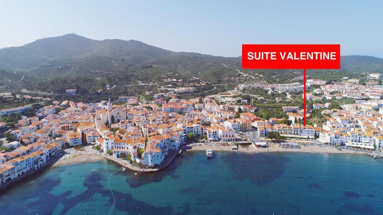 Beachfront In Center * Cadaques