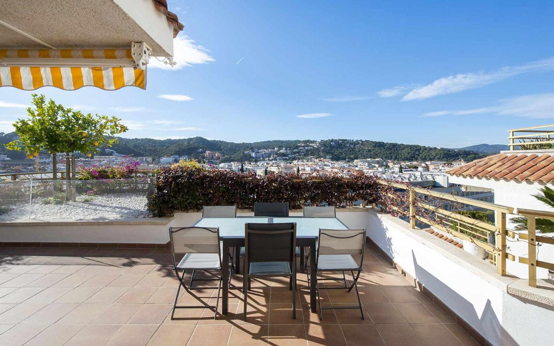 Terrassa 1 Gran Terraza Con Vistas Al Mar Y Al Castillo Apartamento Tossa de Mar