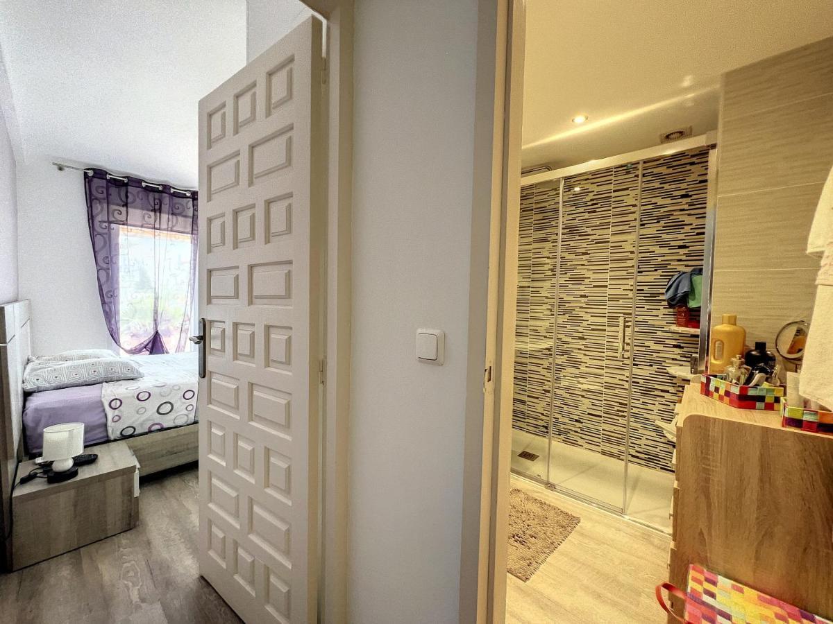 Oasis 9 *