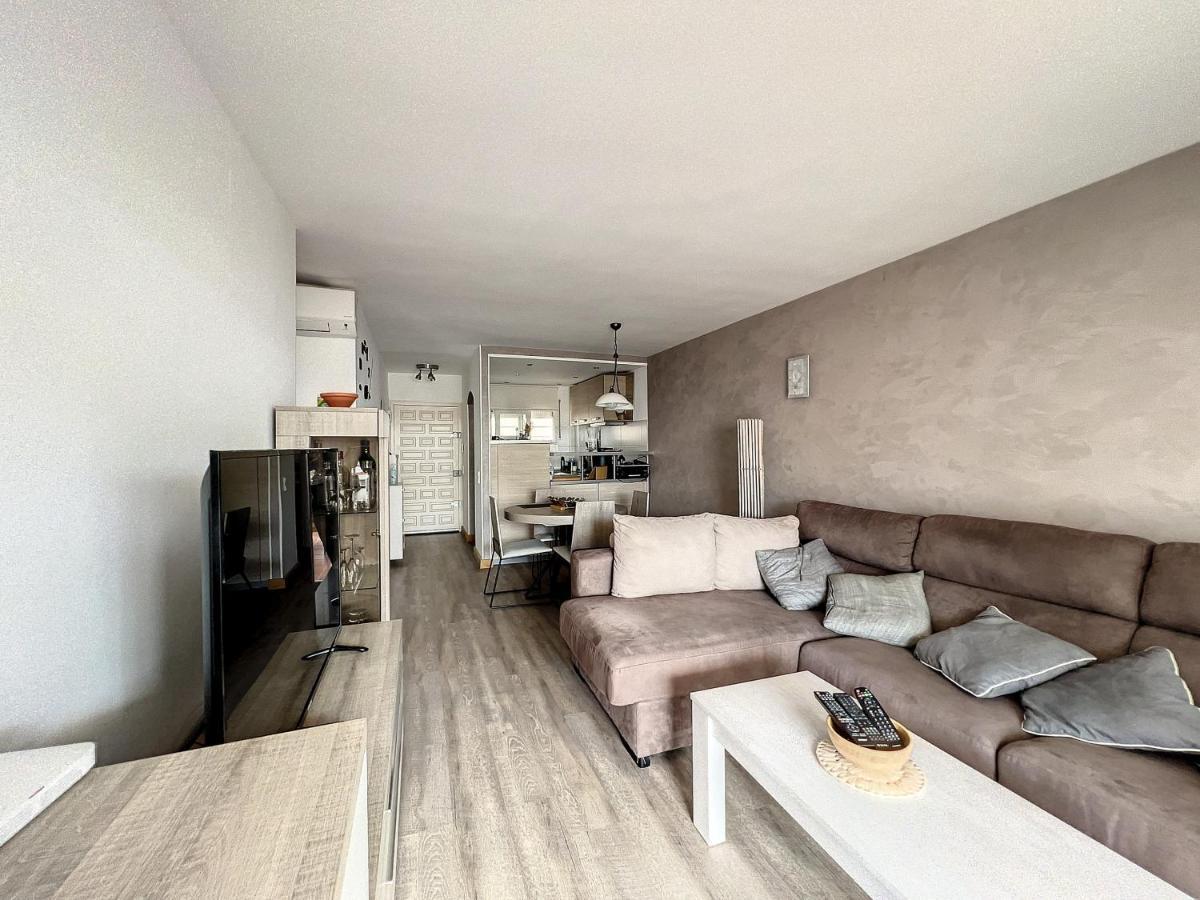 Oasis 9 Apartment