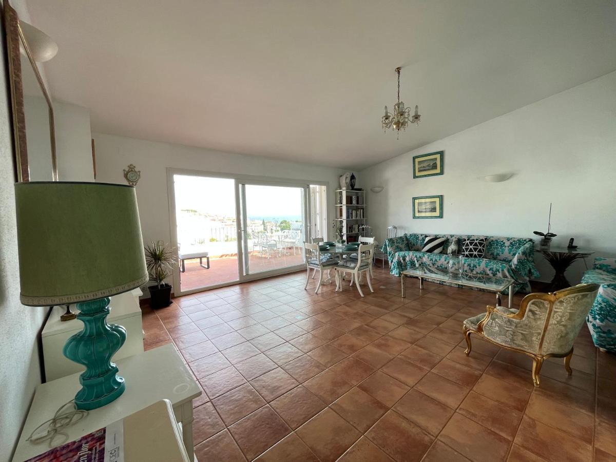 Apartamento Attic In , With Parking *