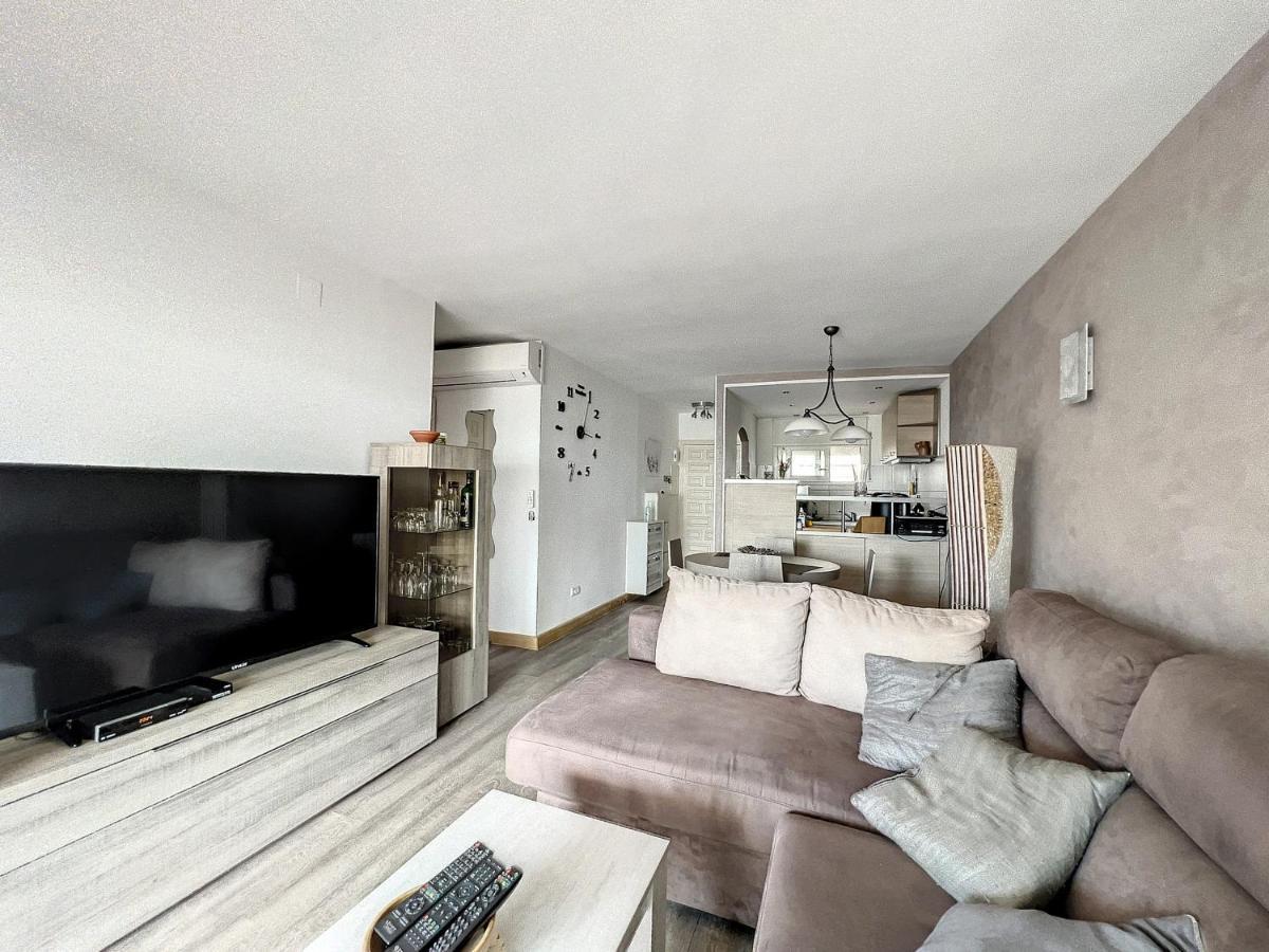 Apartment Oasis 9 *