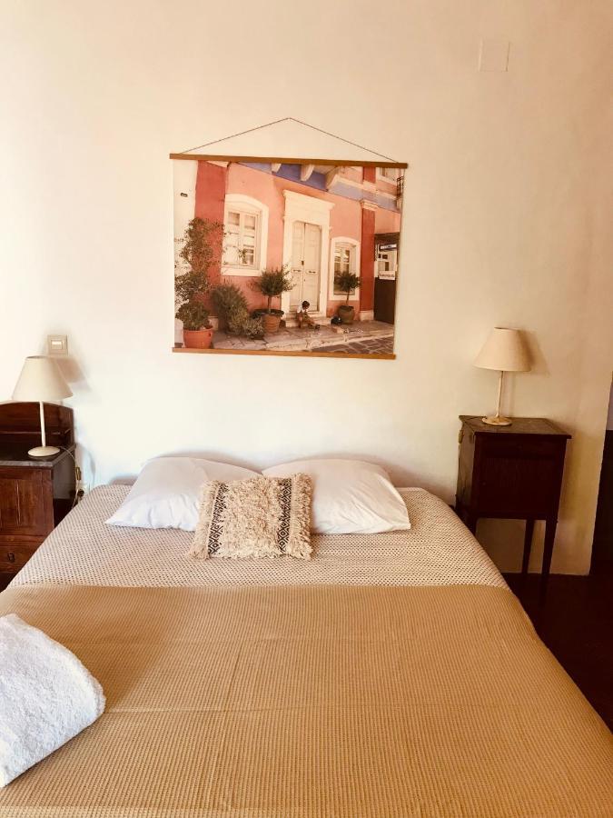 Casa Migdia Sant Jordi Desvalls