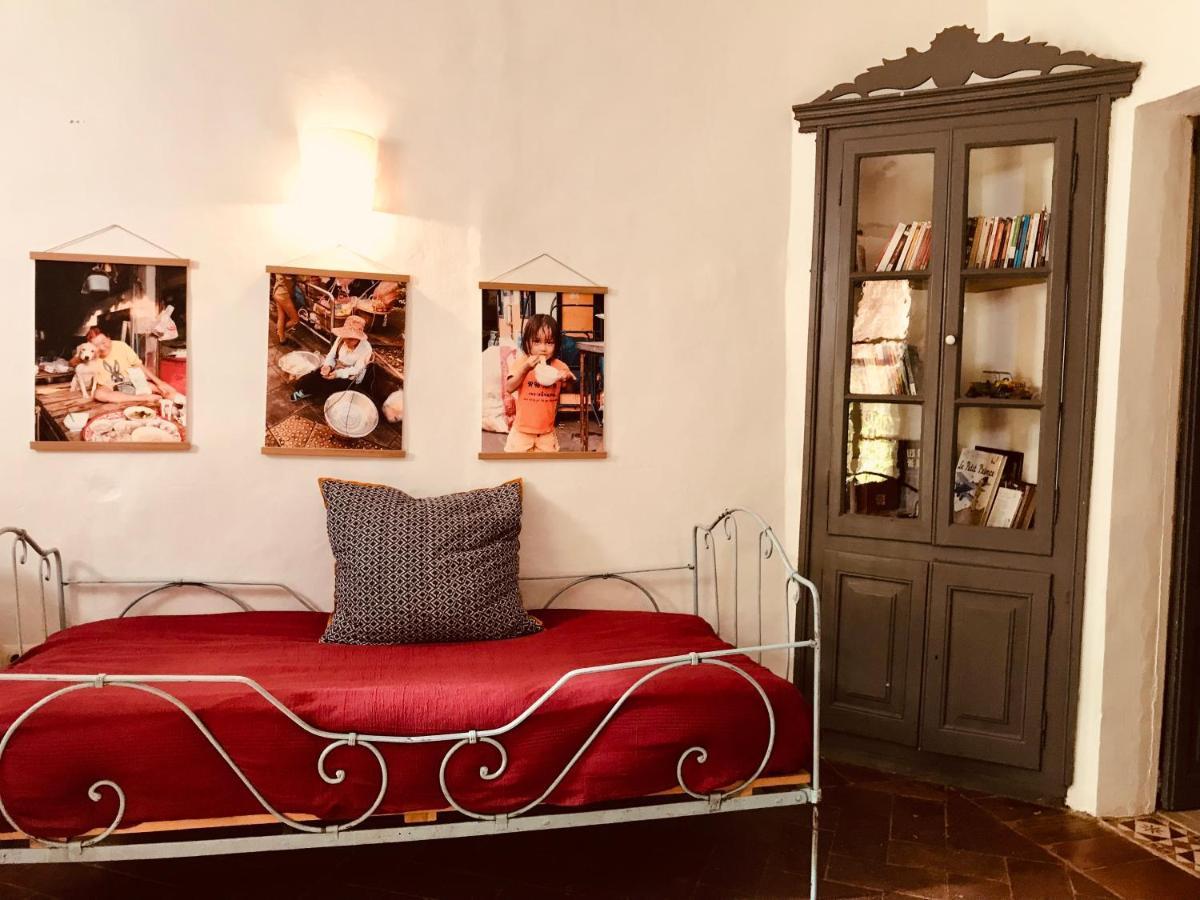 Casa Migdia Bed & Breakfast Sant Jordi Desvalls