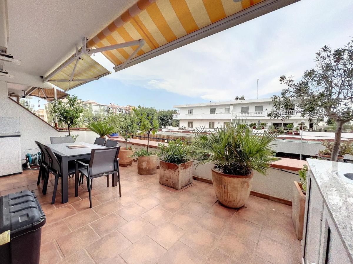 Oasis 9 Apartment