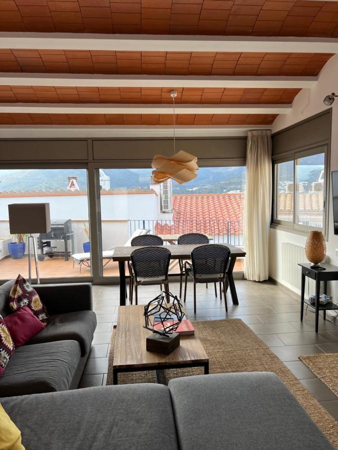 Big Family House In The Center Of Apartment