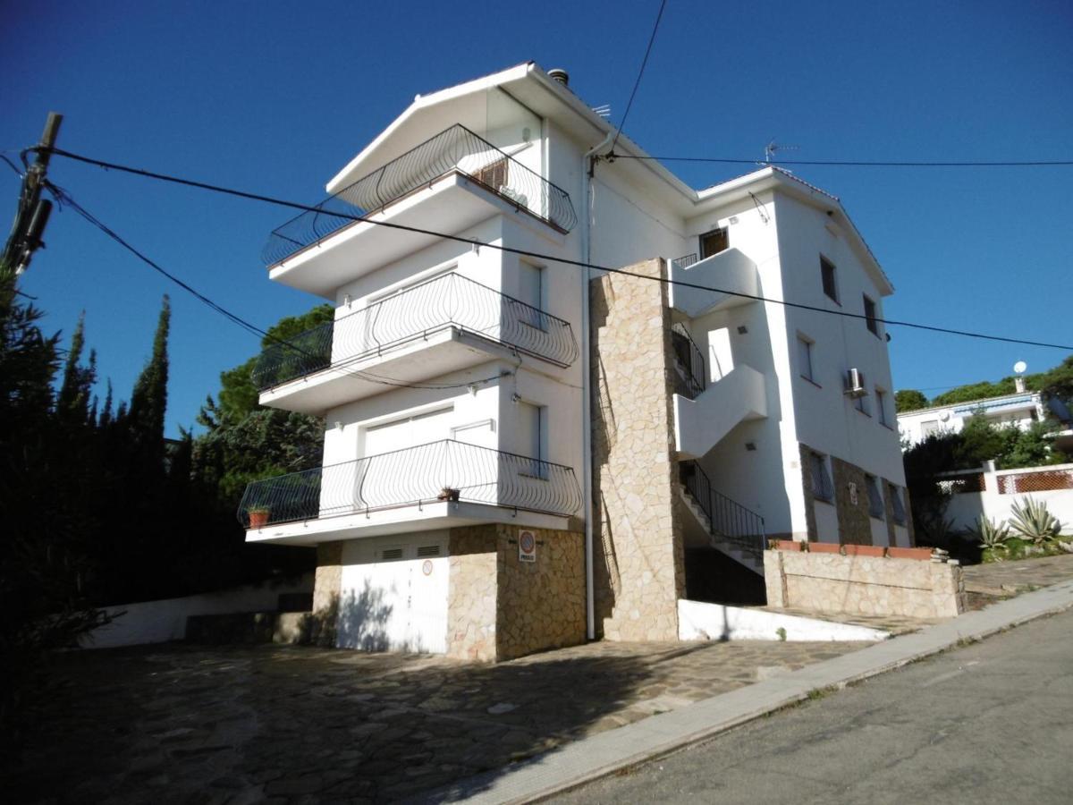 Bramant 5 - Primera Planta Con Terraza, Vistas Al Mar Y Parking. - Es-228-77 Apartamento Llançà
