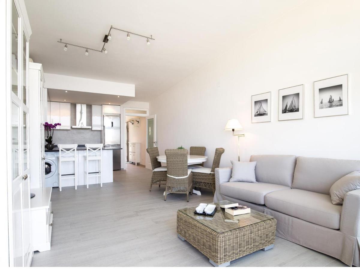 Apartment Magnifico Renovado En Primera Linea De Playa Con Terraza, Piscina Y Parking, - Es-228-109