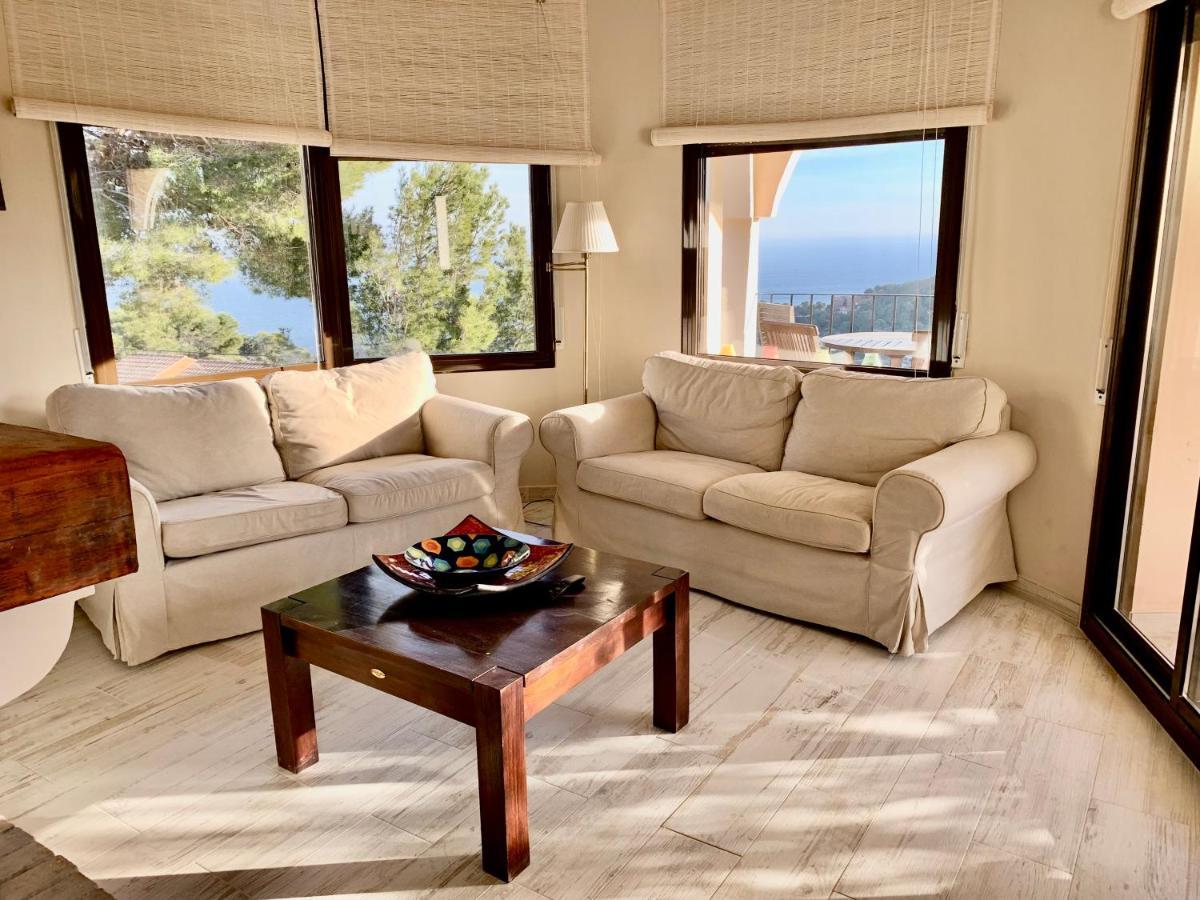 Sea Views & Private Pool In Begur, Costa Brava. Villa