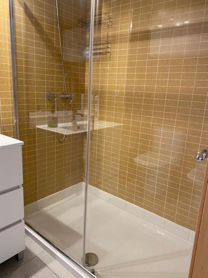 Exclusivo Piso De La Playa De Fenals Con Terraza Apartamento *