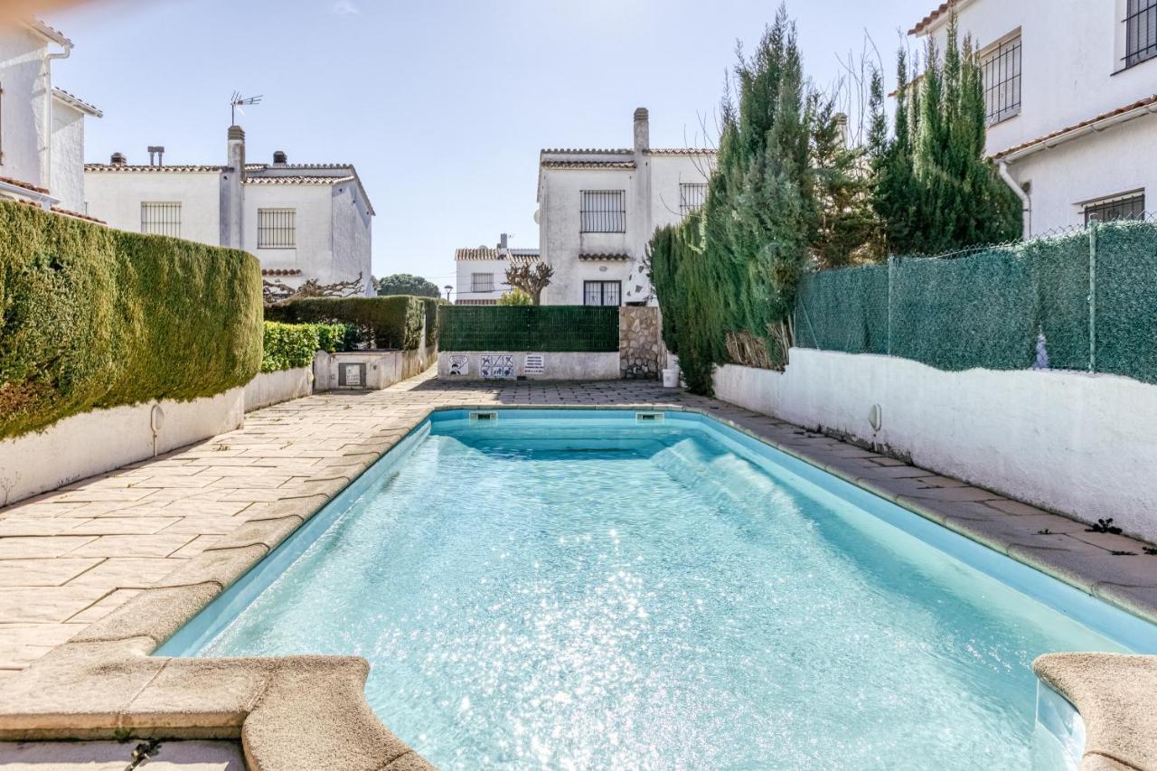 Holiday home La Flor Con Piscina