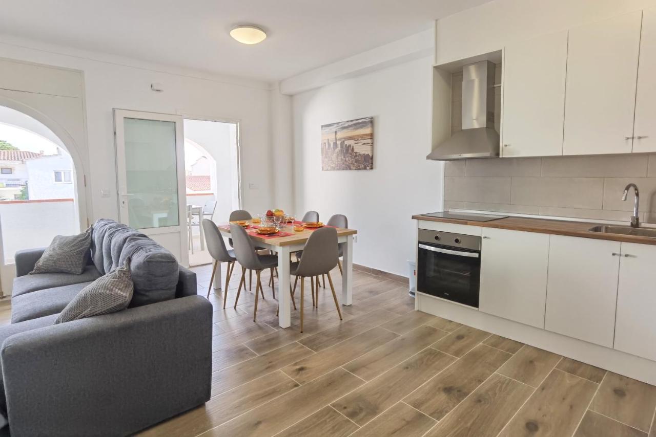 Leon Inmo Dana - 15770 Apartment *