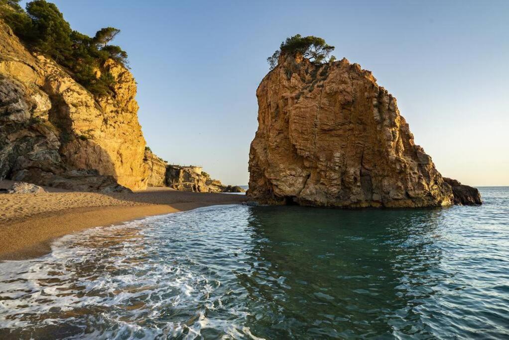 Nuevo. Reformado Con Vistas Panoramicas Y Piscina