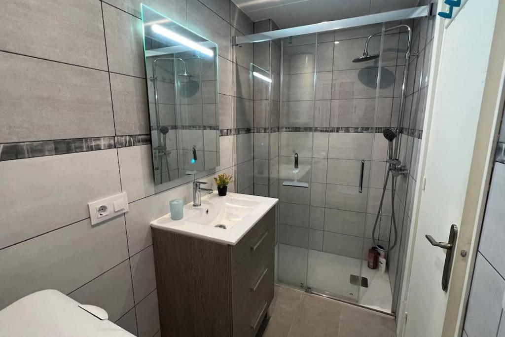 Apartamento Bonito Piso En Canyelles