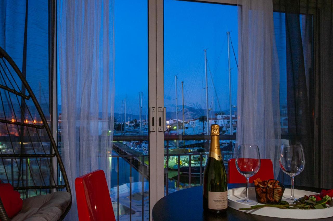 Estudio En 1ª Linea Con Vistas Al Puerto Deportivo By Insidehome * Empuriabrava