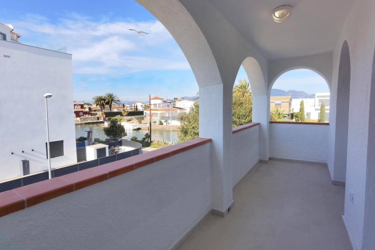 Apartamento Leon Inmo Dana - 15770 Ampuriabrava