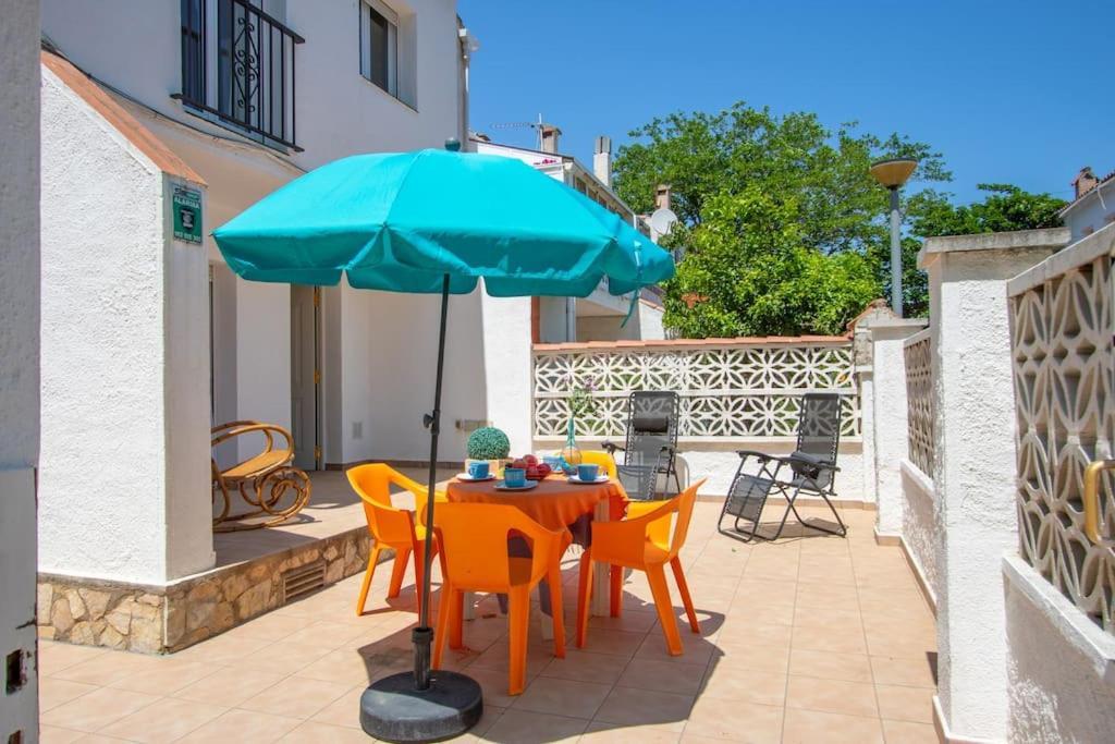 Сasa de vacaciones Casa Con Barbacoa, A 5 Minutos Del Centro Y El Mar En Coche, Trabuc Ampuriabrava