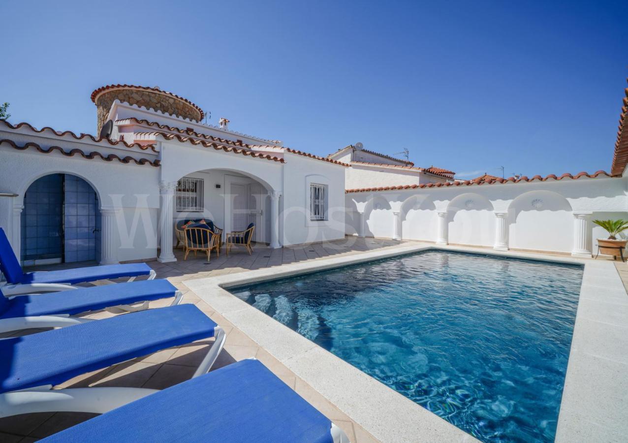 Et Avec Piscine - Wehostyou Villa