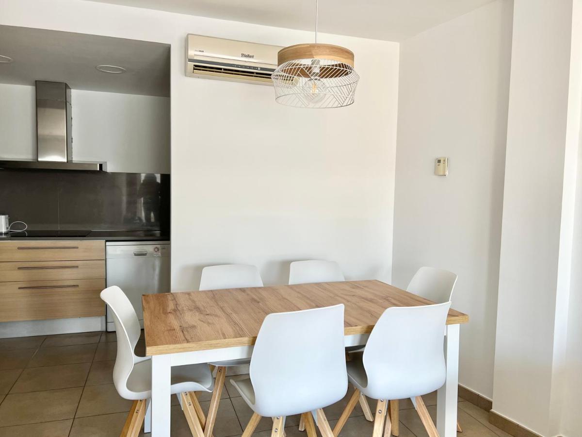 Familiar Av. Tarragona Apartment Roses
