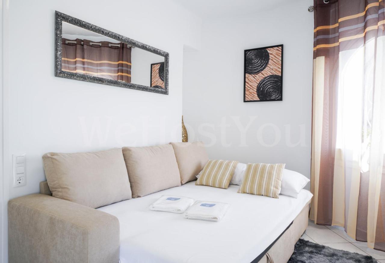 Villa Et Avec Piscine - Wehostyou Ampuriabrava